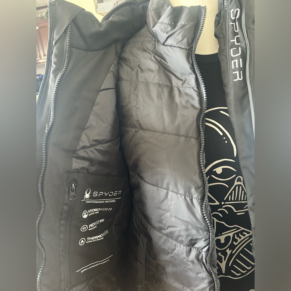Spyder 3 in One Black and White Lady Jacket - Picture 8 of 16
